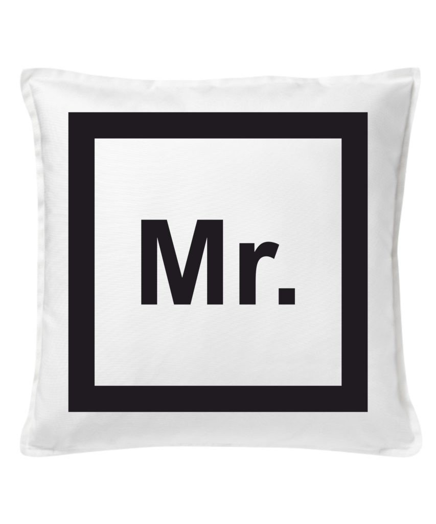 Dekoratyvinė pagalvėlė "Mr & Mrs 1" , pagalvele su uzrasu, pagalve su tekstu, dovana vestuviu proga su spauda, dovana jauniesiems, dovana vestuvems